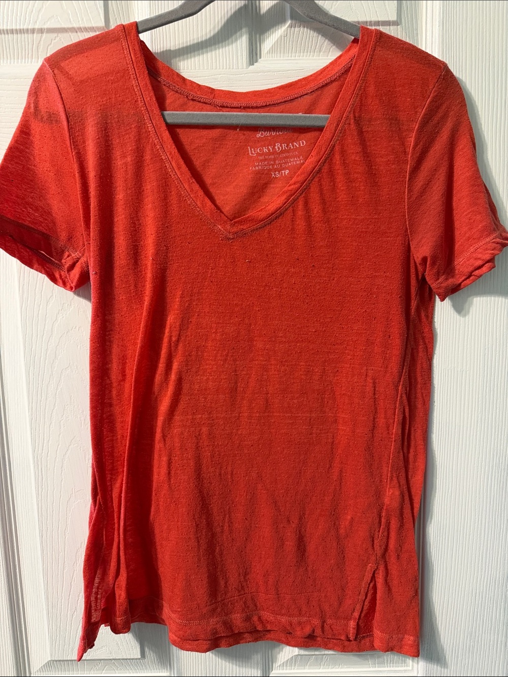 Lucky Brand Women’s Orange-Red V‑Neck Short Sleeve Tee